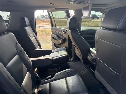 Used 2018 GMC Yukon XL SLT w/ Open Road Package image 16