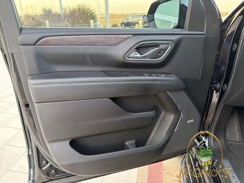 Used 2023 Chevrolet Tahoe LT w/ Luxury Package image 6