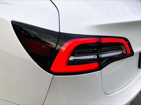 Used 2019 Tesla Model 3 Standard Range Plus image 28