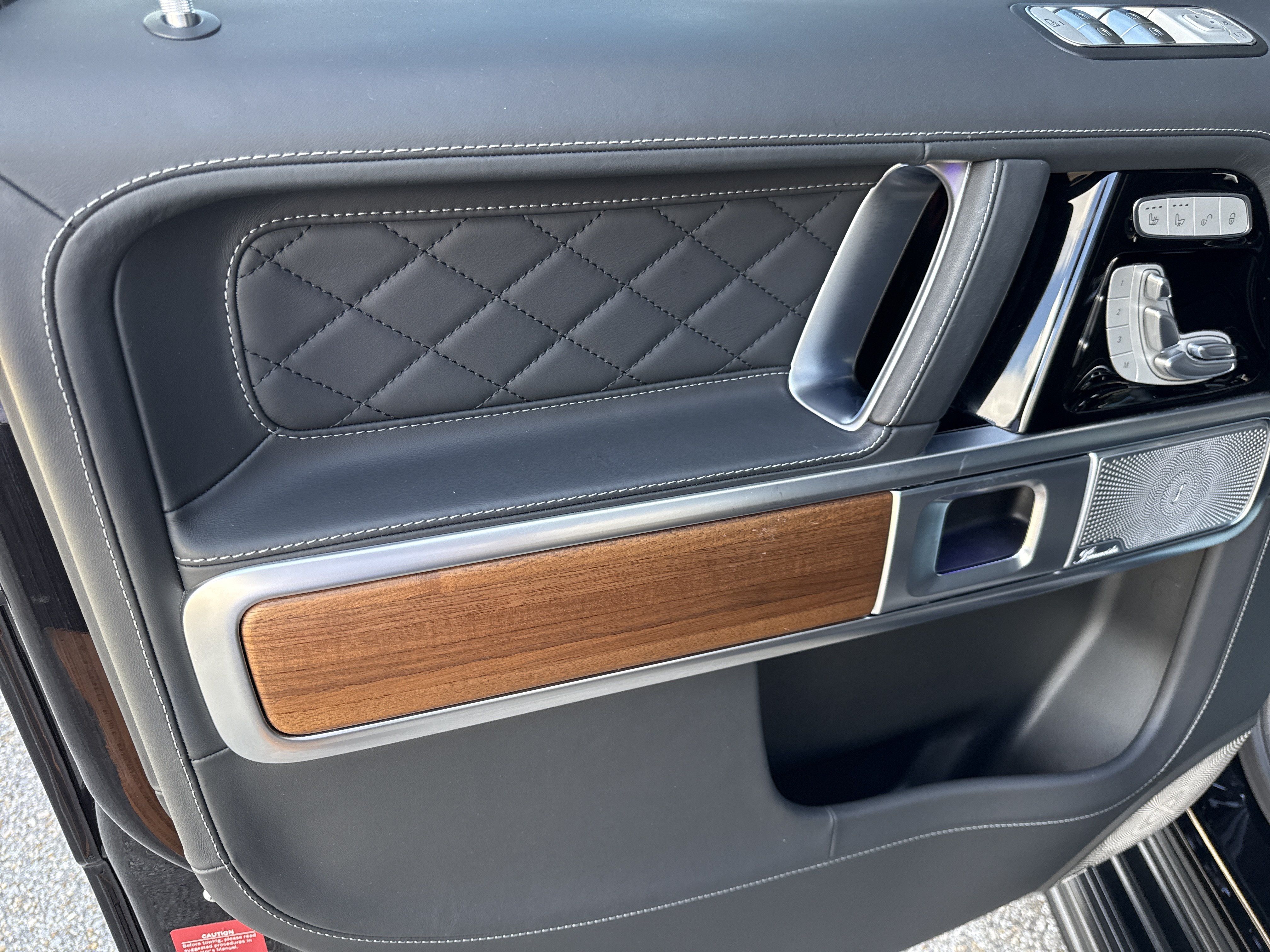 Used 2025 Mercedes-Benz G 63 AMG 4MATIC image 11