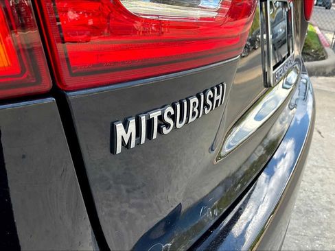 Used 2017 Mitsubishi Outlander Sport ES image 29