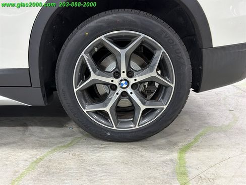 Used 2018 BMW X1 xDrive28i AWD/4WD image 16