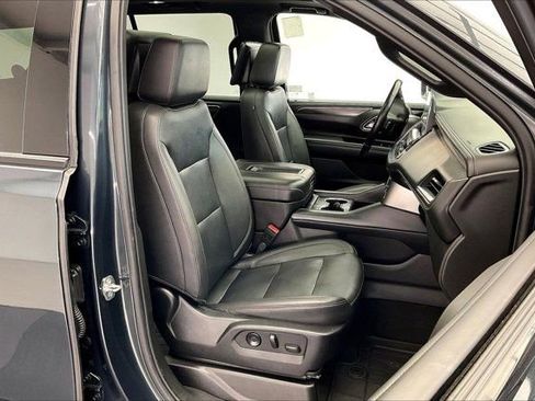 Used 2022 Chevrolet Tahoe Z71 w/ Z71 Off-Road Package image 6