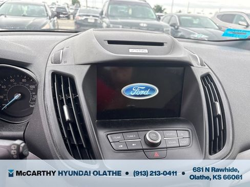 Used 2018 Ford Escape SE w/ SE Sync 3 Package FWD image 5