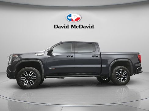 Used 2022 GMC Sierra 1500 AT4 w/ AT4 Premium Package AWD/4WD image 30