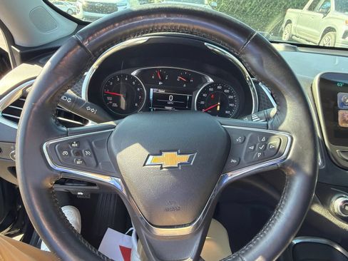 Used 2016 Chevrolet Malibu LT FWD image 13