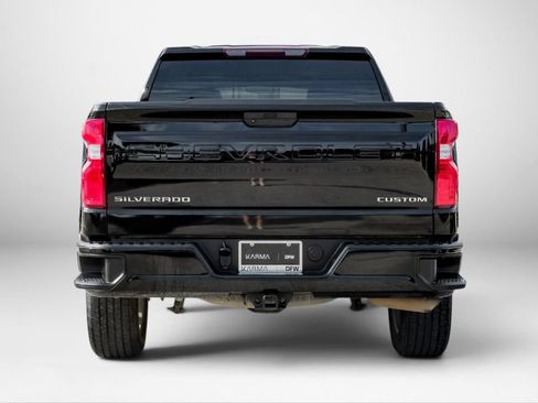 Used 2020 Chevrolet Silverado 1500 Custom w/ Custom Value Package RWD image 7