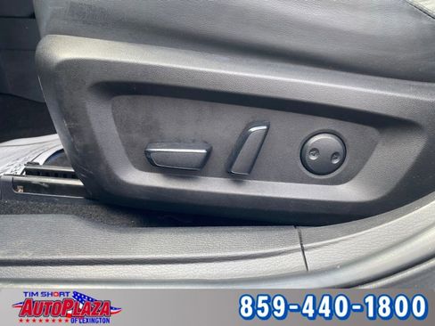 Used 2023 Mitsubishi Outlander SE image 26