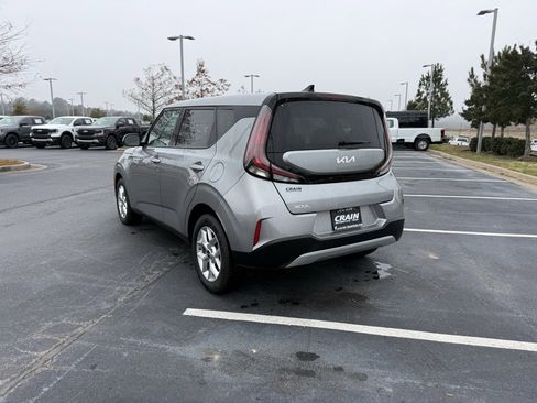 Used 2024 Kia Soul LX w/ Option Group 015 image 5