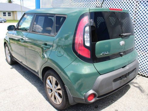 Used 2014 Kia Soul + w/ Primo Package FWD image 7