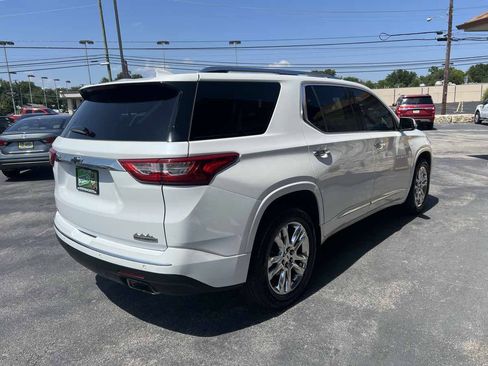 Used 2021 Chevrolet Traverse High Country FWD image 5