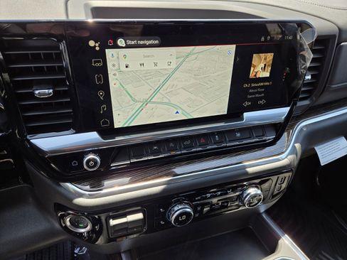 New 2025 GMC Sierra 1500 Elevation w/ Preferred Package image 10