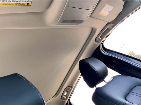 Used 2025 MAZDA CX-90 3.3 Turbo w/ Premium Sport Pkg image 14