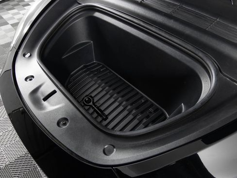 Used 2022 Tesla Model Y Performance image 41