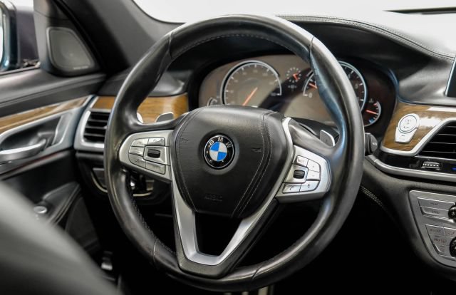 Used 2016 BMW 750i xDrive AWD/4WD image 22