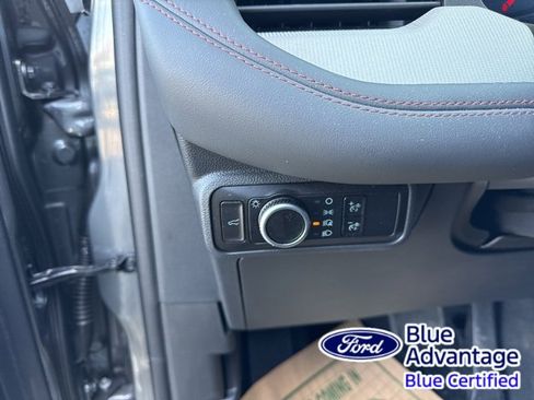 Certified 2025 Ford Explorer Active image 18