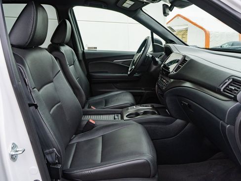 Certified 2023 Honda Passport EX-L image 21