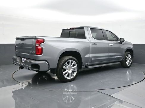 New 2026 Chevrolet Silverado 1500 High Country AWD/4WD image 15