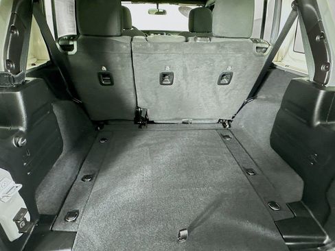 Certified 2021 Jeep Wrangler Unlimited Sport image 37