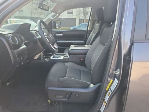Certified 2017 Toyota Tundra SR5 image 11