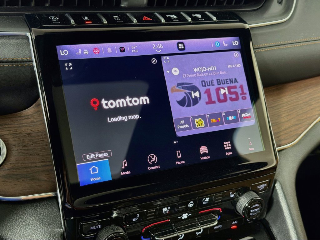 Used 2025 Jeep Grand Cherokee L Summit w/ Luxury Tech Group V AWD/4WD image 15