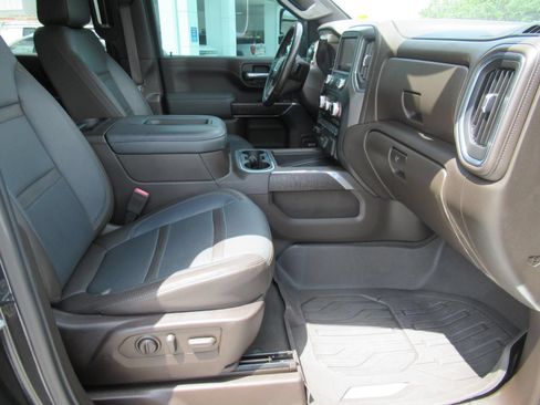 Used 2020 GMC Sierra 2500 Denali w/ Denali Ultimate Package AWD/4WD image 10