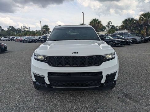 Used 2024 Jeep Grand Cherokee L Limited w/ Black Appearance Package RWD image 8