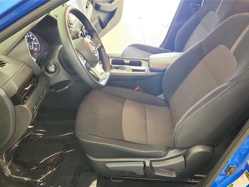 Used 2024 Nissan Sentra SV FWD image 23