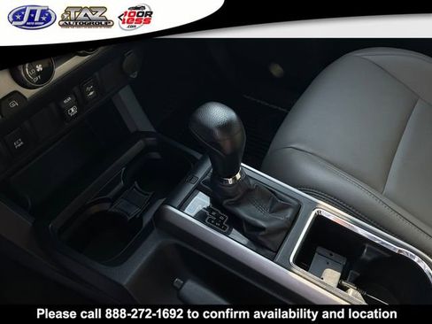 Used 2018 Toyota Tacoma SR5 image 18