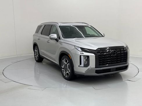 Used 2024 Hyundai Palisade SEL w/ Premium Package image 7