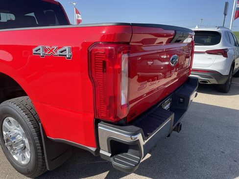 Used 2023 Ford F250 XLT image 36