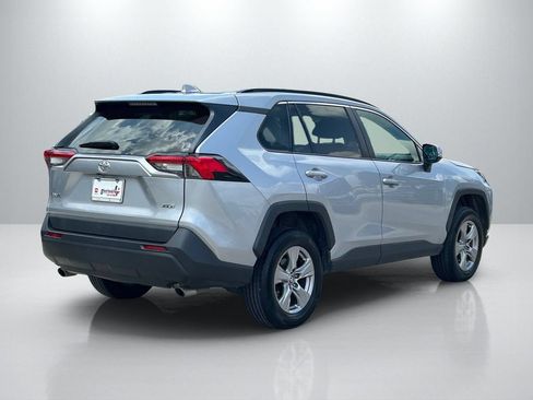 Used 2024 Toyota RAV4 XLE FWD image 5