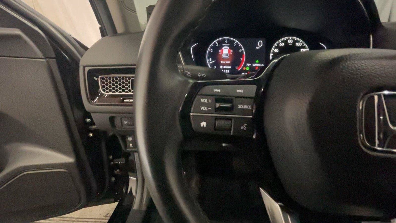 Certified 2024 Honda Civic EX-L image 32