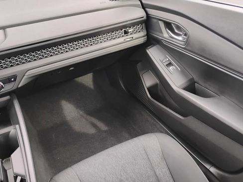 Used 2024 Honda Accord EX image 18