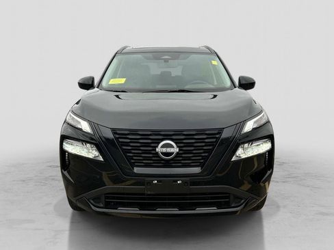 Certified 2023 Nissan Rogue SV w/ SV Premium B Package AWD/4WD image 2