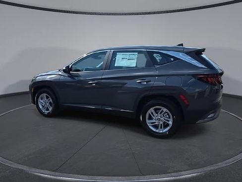 New 2026 Hyundai Tucson SE image 9