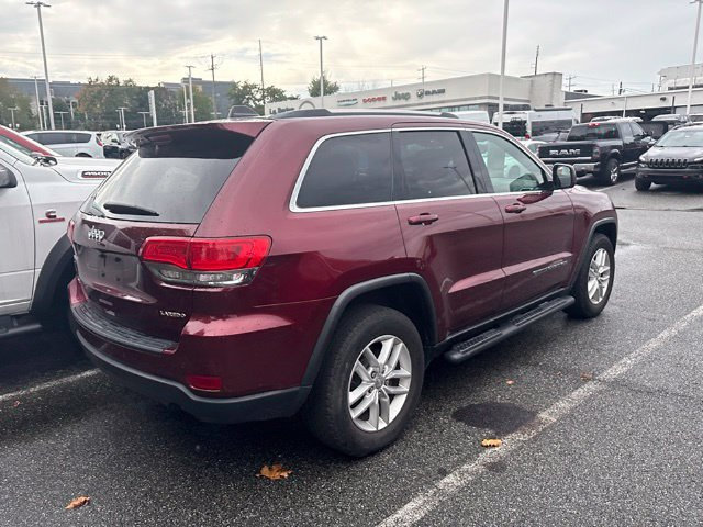 Used 2018 Jeep Grand Cherokee Laredo AWD/4WD image 13