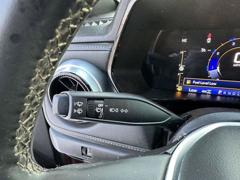 Used 2023 Chevrolet Colorado LT w/ LT Convenience Package II image 26