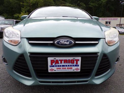 Used 2012 Ford Focus SE image 2