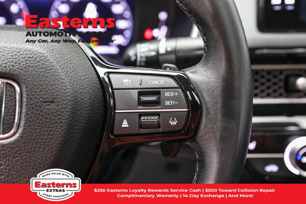 Used 2022 Honda Civic Touring image 17