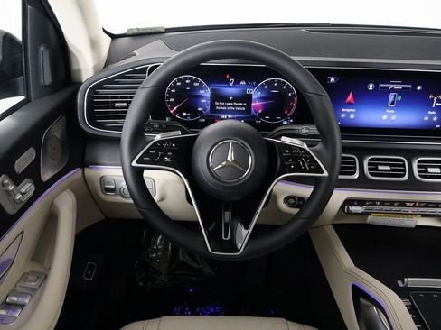 New 2026 Mercedes-Benz GLE 350 4MATIC image 3