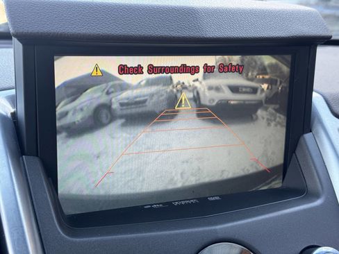 Used 2012 Cadillac SRX Luxury image 31