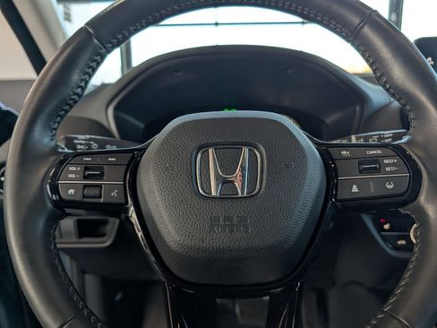 Used 2025 Honda HR-V EX-L image 17