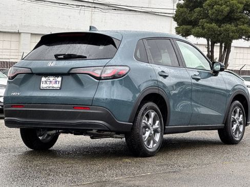 New 2026 Honda HR-V LX image 4