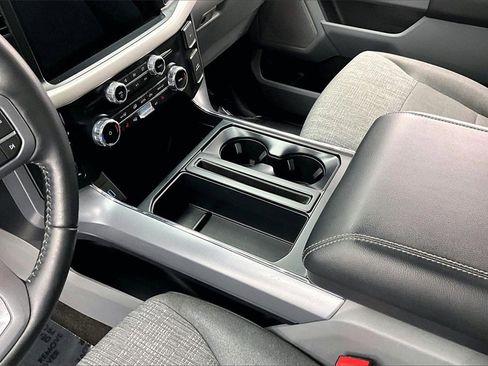 Used 2022 Ford F150 XLT w/ Equipment Group 302A High image 15