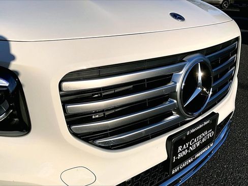 Used 2025 Mercedes-Benz GLB 250 4MATIC image 30