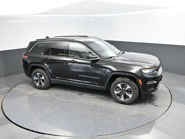 Used 2024 Jeep Grand Cherokee Limited 4xe AWD/4WD image 41