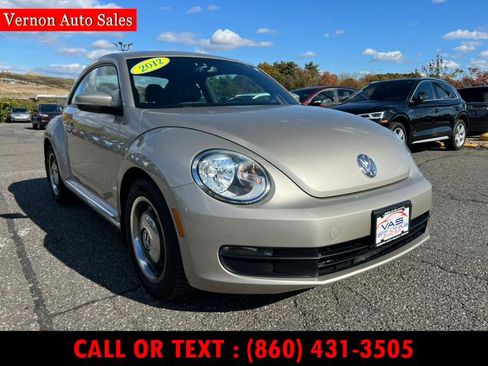 Used 2012 Volkswagen Beetle 2.5 image 4
