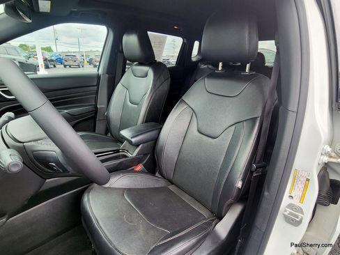 Used 2023 Jeep Compass High Altitude AWD/4WD image 25