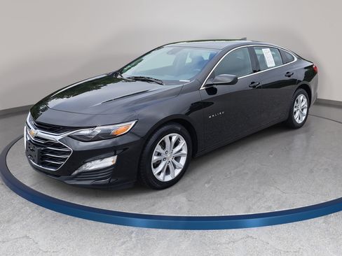 Used 2024 Chevrolet Malibu LT FWD image 1